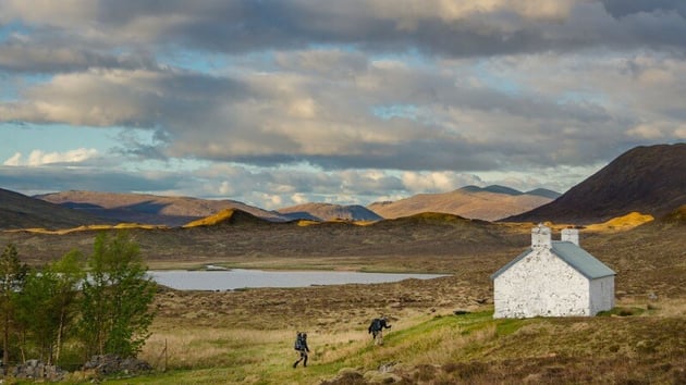 two-hikers-cape-wrath-trail